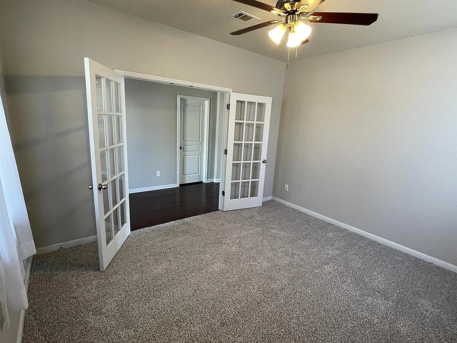 5136 Hellman Kyle TX 78640