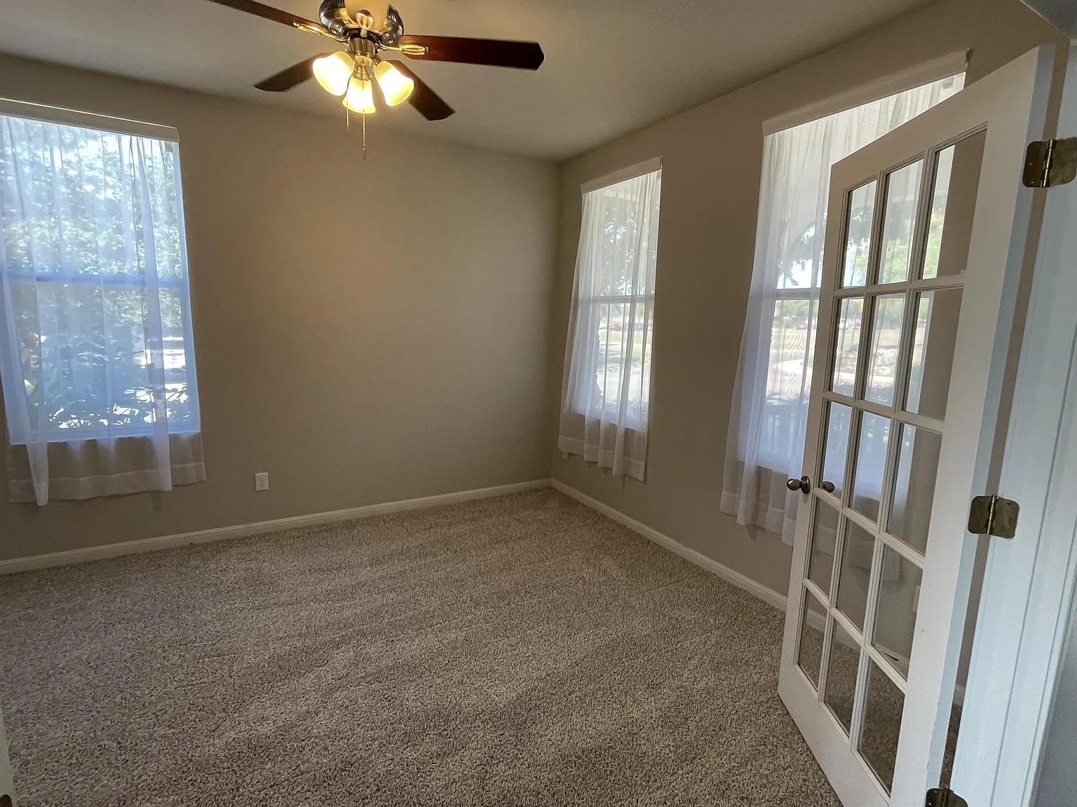 5136 Hellman Kyle TX 78640