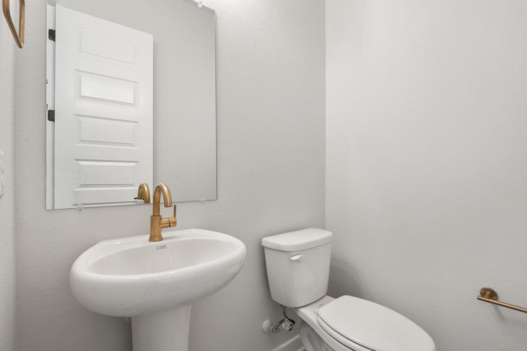 127 Sacred Fig Road Dripping Springs TX 78620