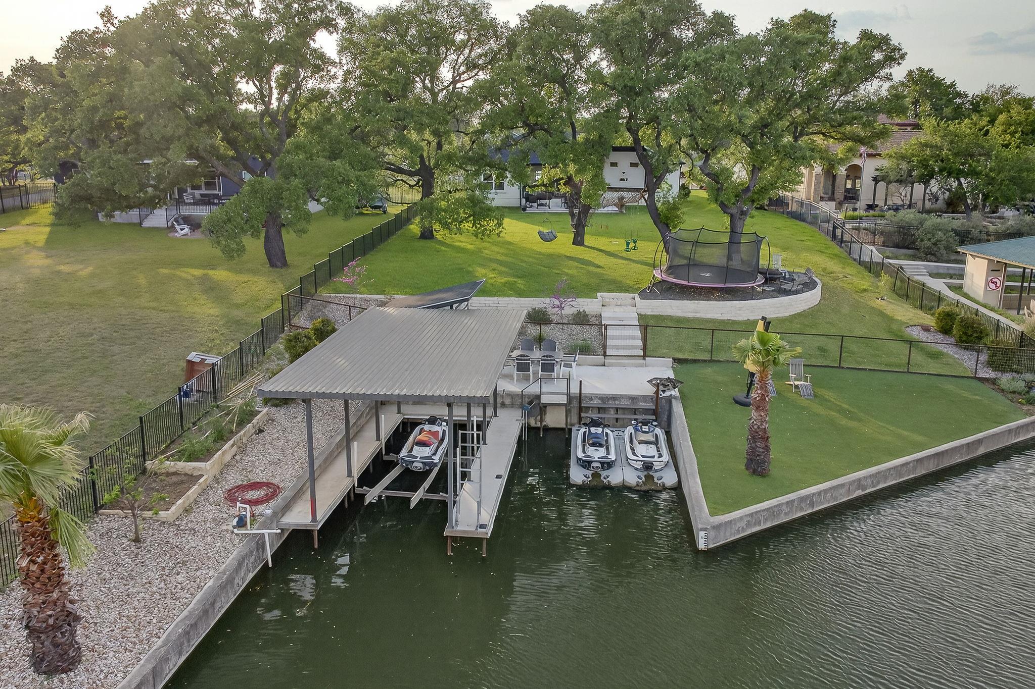 909 Belaire Drive Granite Shoals TX 78654