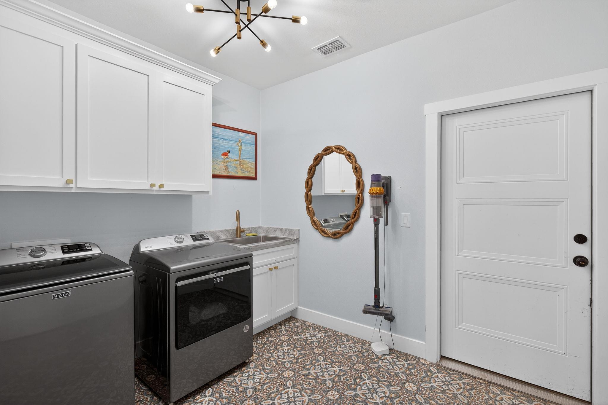 909 Belaire Drive Granite Shoals TX 78654