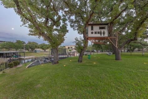 909 Belaire Drive Granite Shoals TX 78654