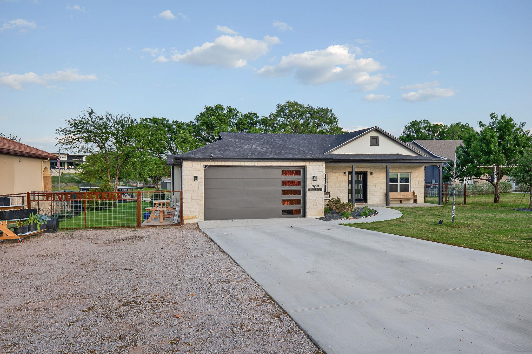 909 Belaire Drive Granite Shoals TX 78654