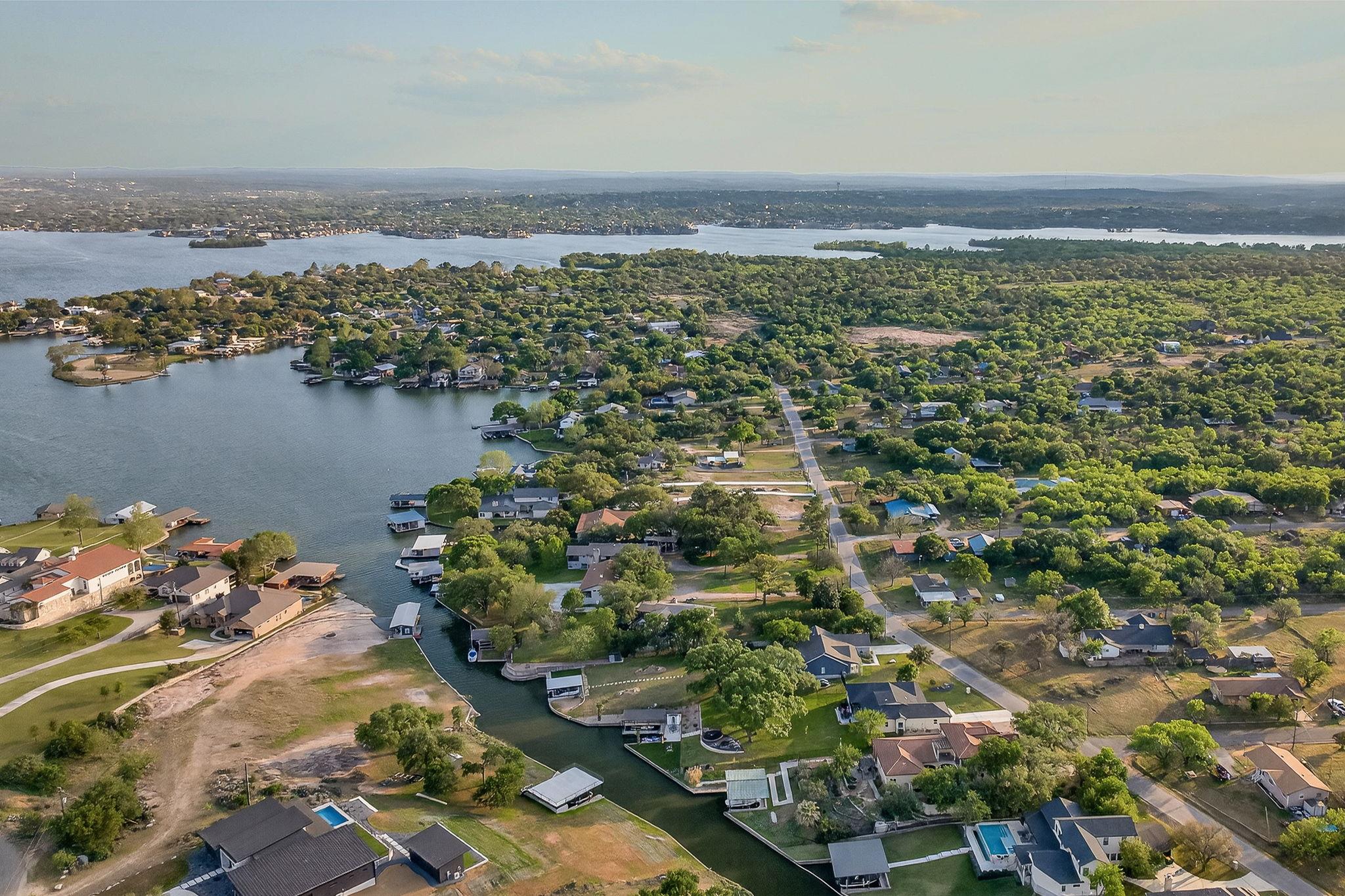 909 Belaire Drive Granite Shoals TX 78654