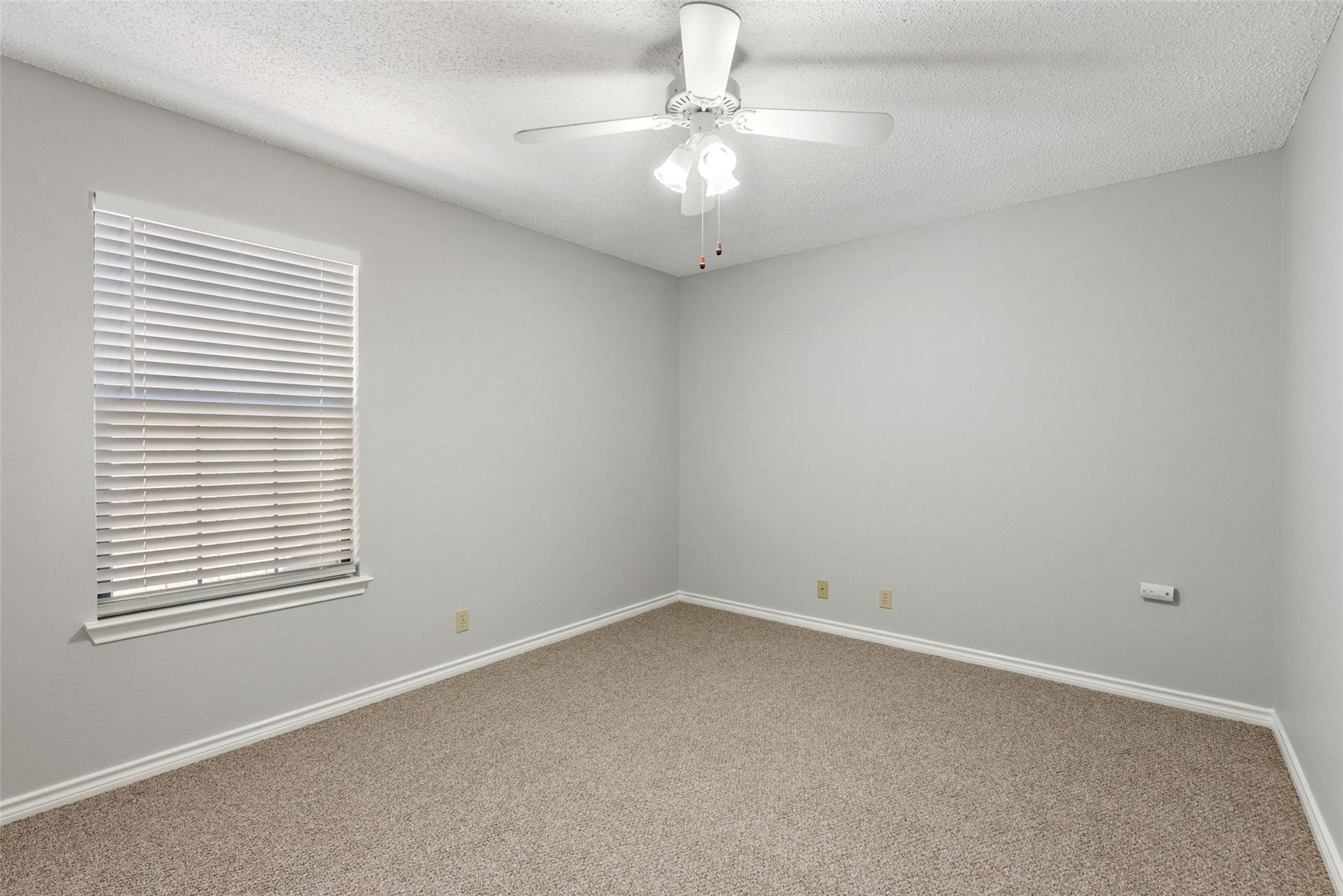 410 Village Lane Buda TX 78610