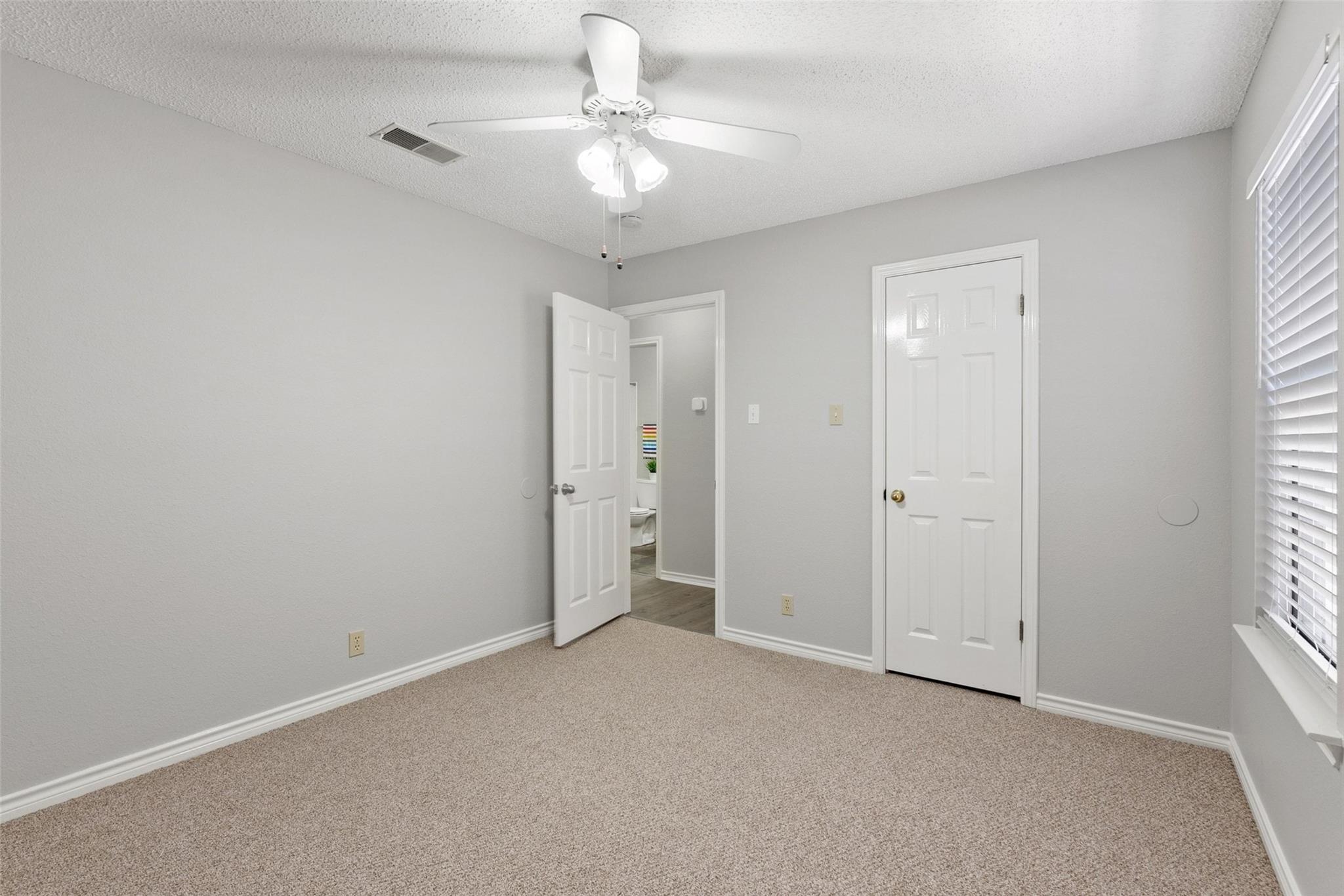 410 Village Lane Buda TX 78610