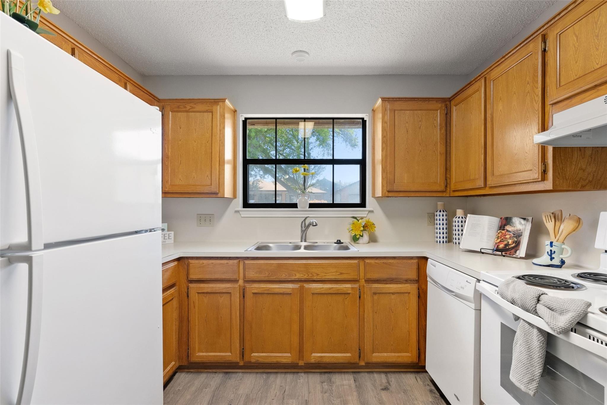 410 Village Lane Buda TX 78610