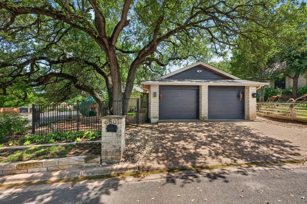 6501 Robbie Creek Cove Austin TX 78750