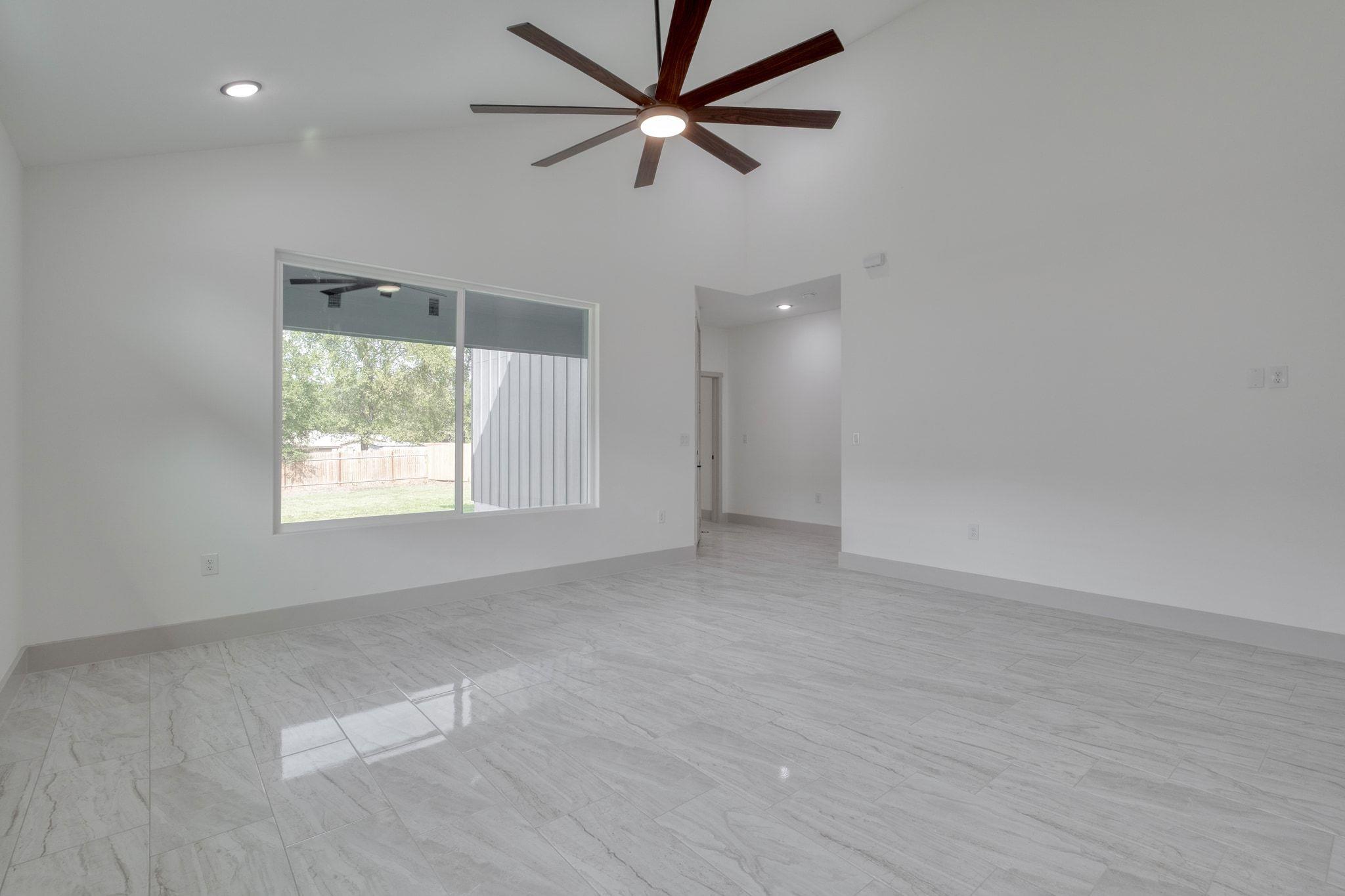 202 Washington Street Elgin TX 78621