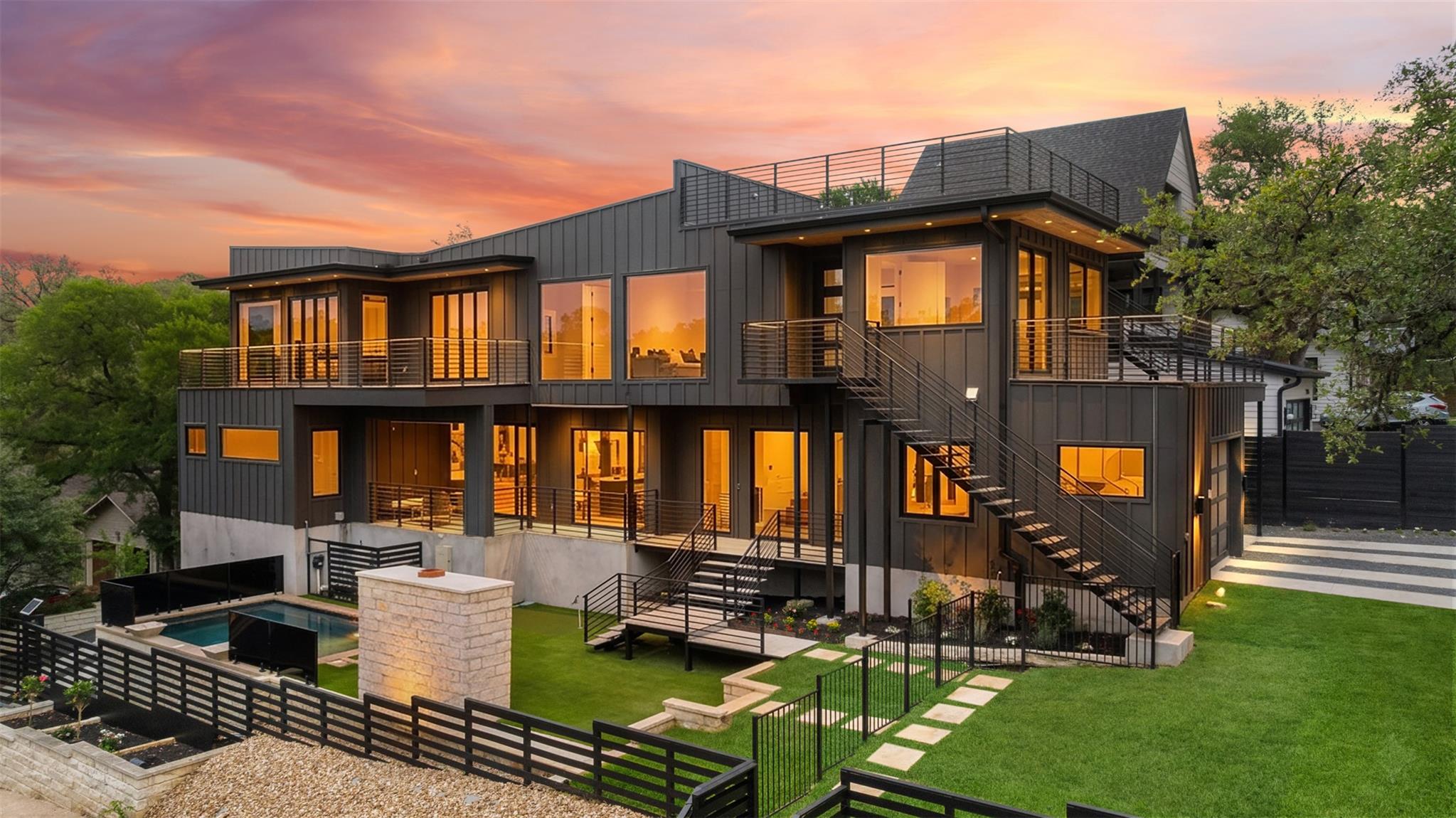 2208 Montclaire Street Austin TX 78704