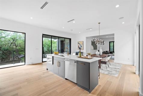 2208 Montclaire Street Austin TX 78704