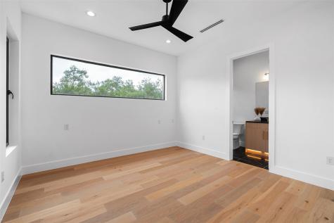 2208 Montclaire Street Austin TX 78704