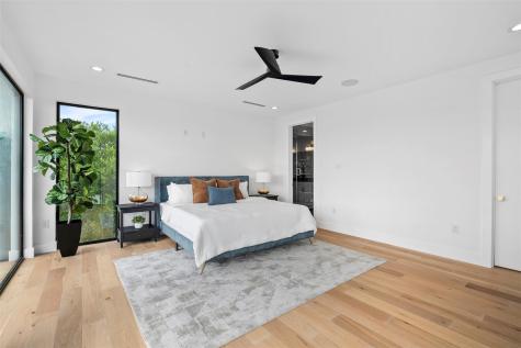 2208 Montclaire Street Austin TX 78704