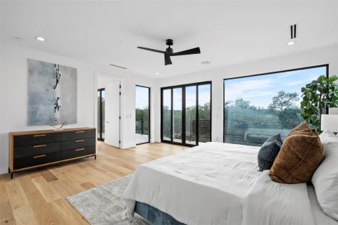 2208 Montclaire Street Austin TX 78704
