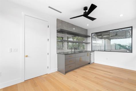 2208 Montclaire Street Austin TX 78704