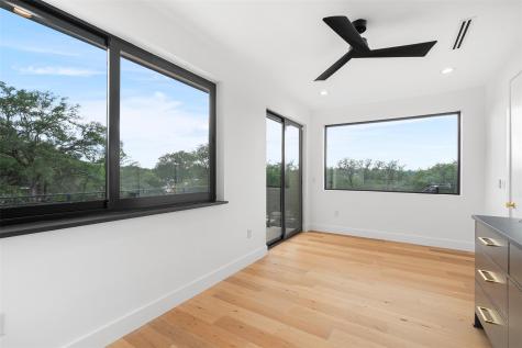 2208 Montclaire Street Austin TX 78704