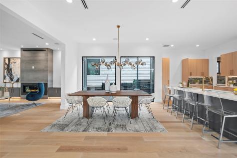 2208 Montclaire Street Austin TX 78704