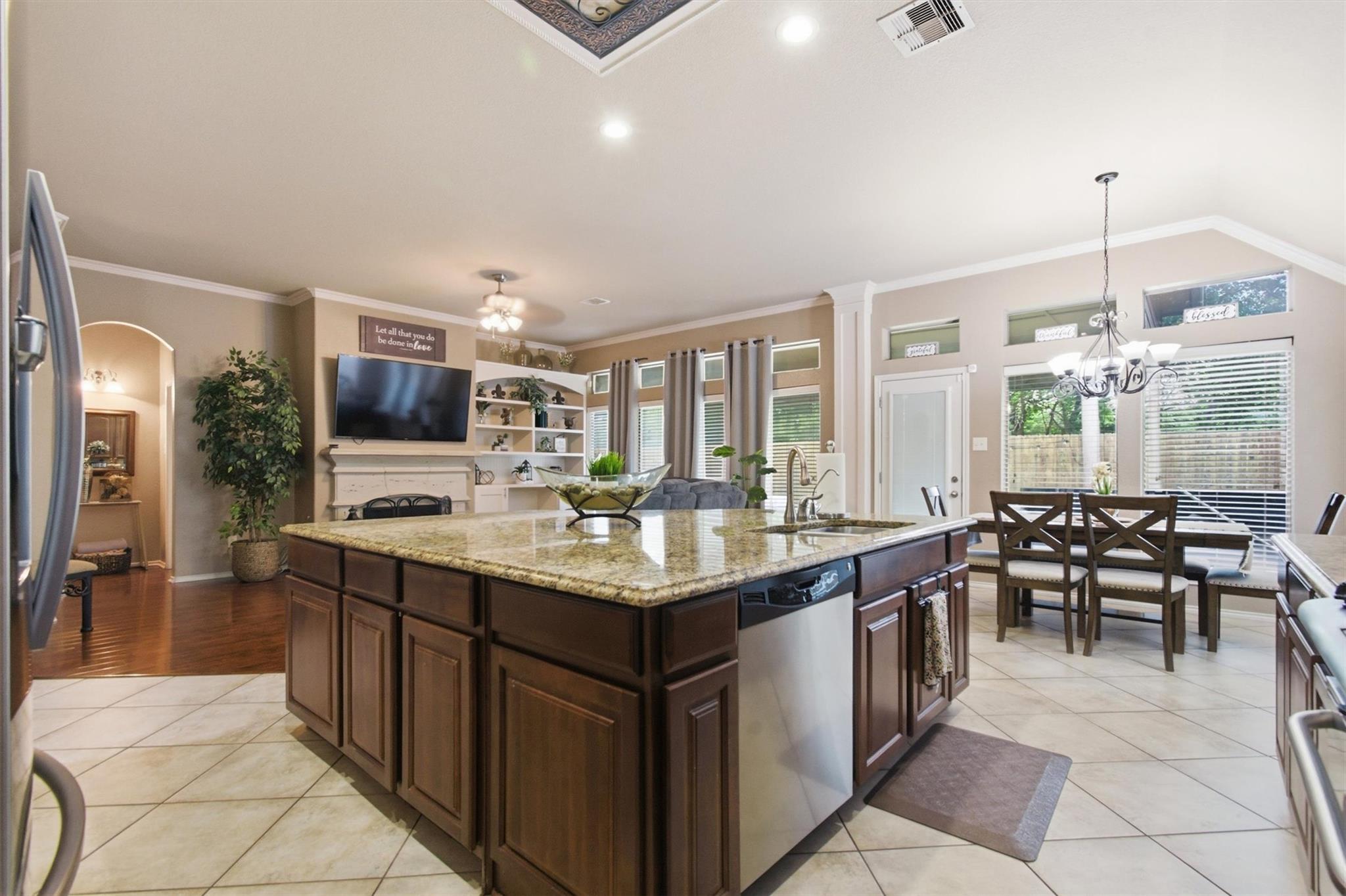 377 Verano Drive Kyle TX 78640