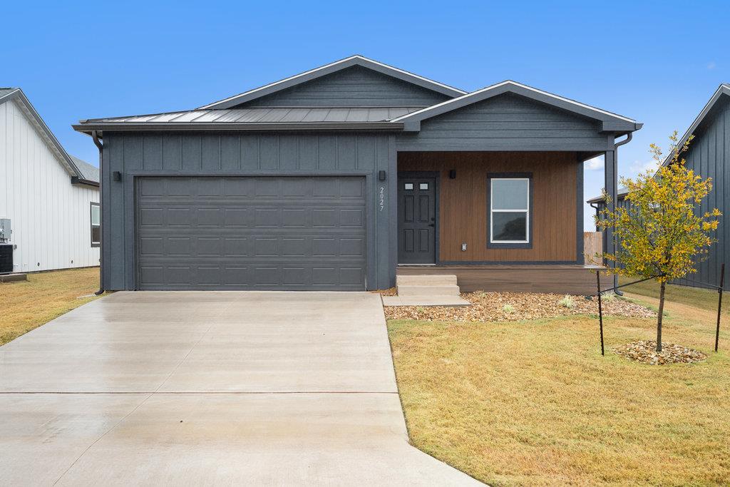2027 Applewood Drive Lockhart TX 78644