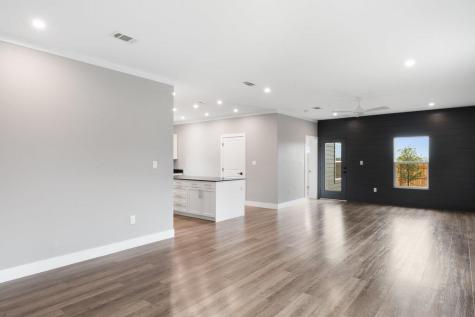 2027 Applewood Drive Lockhart TX 78644