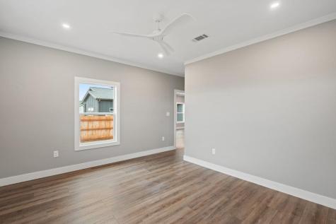 2027 Applewood Drive Lockhart TX 78644
