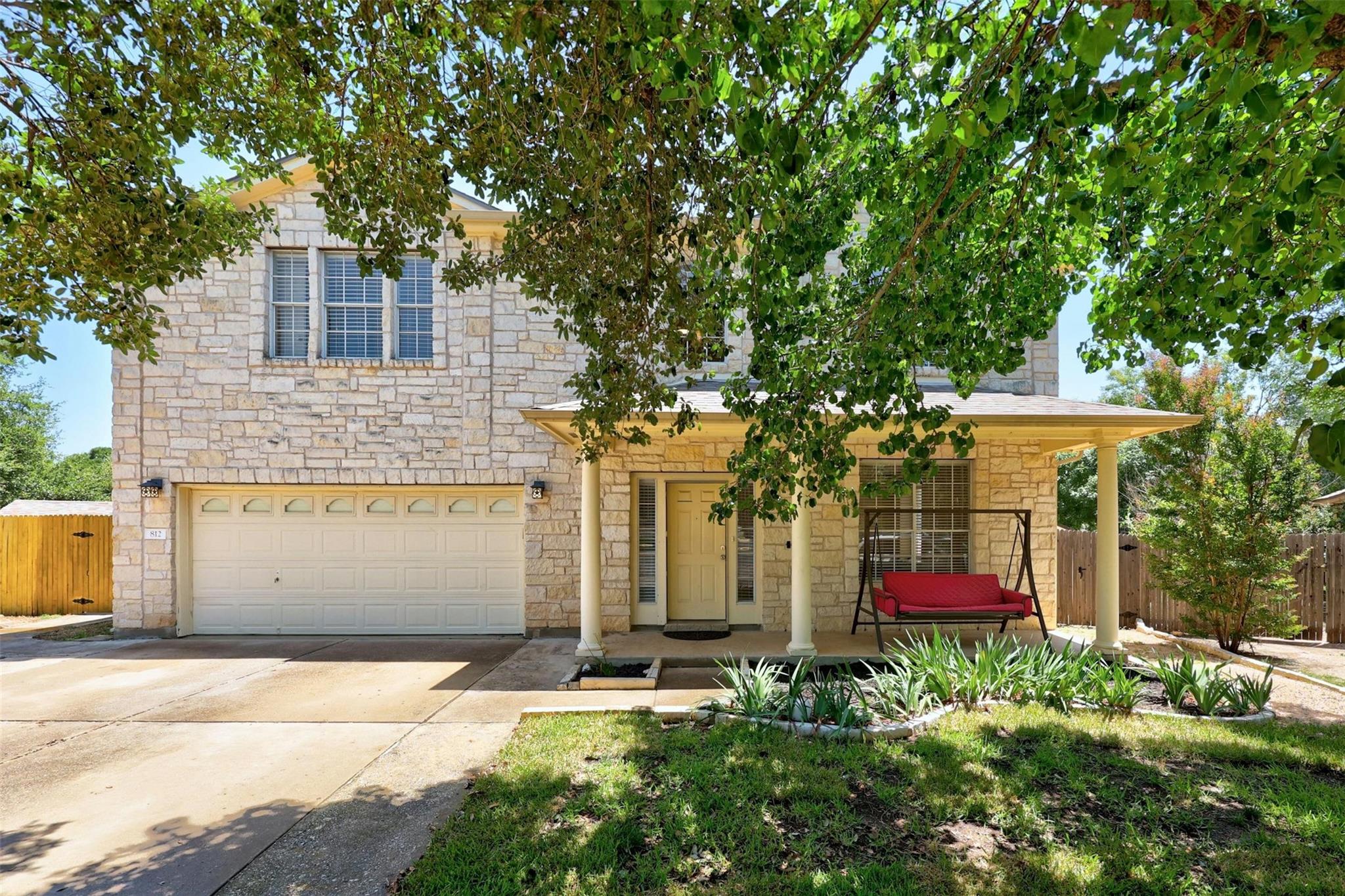 812 La Crema Court Leander TX 78641