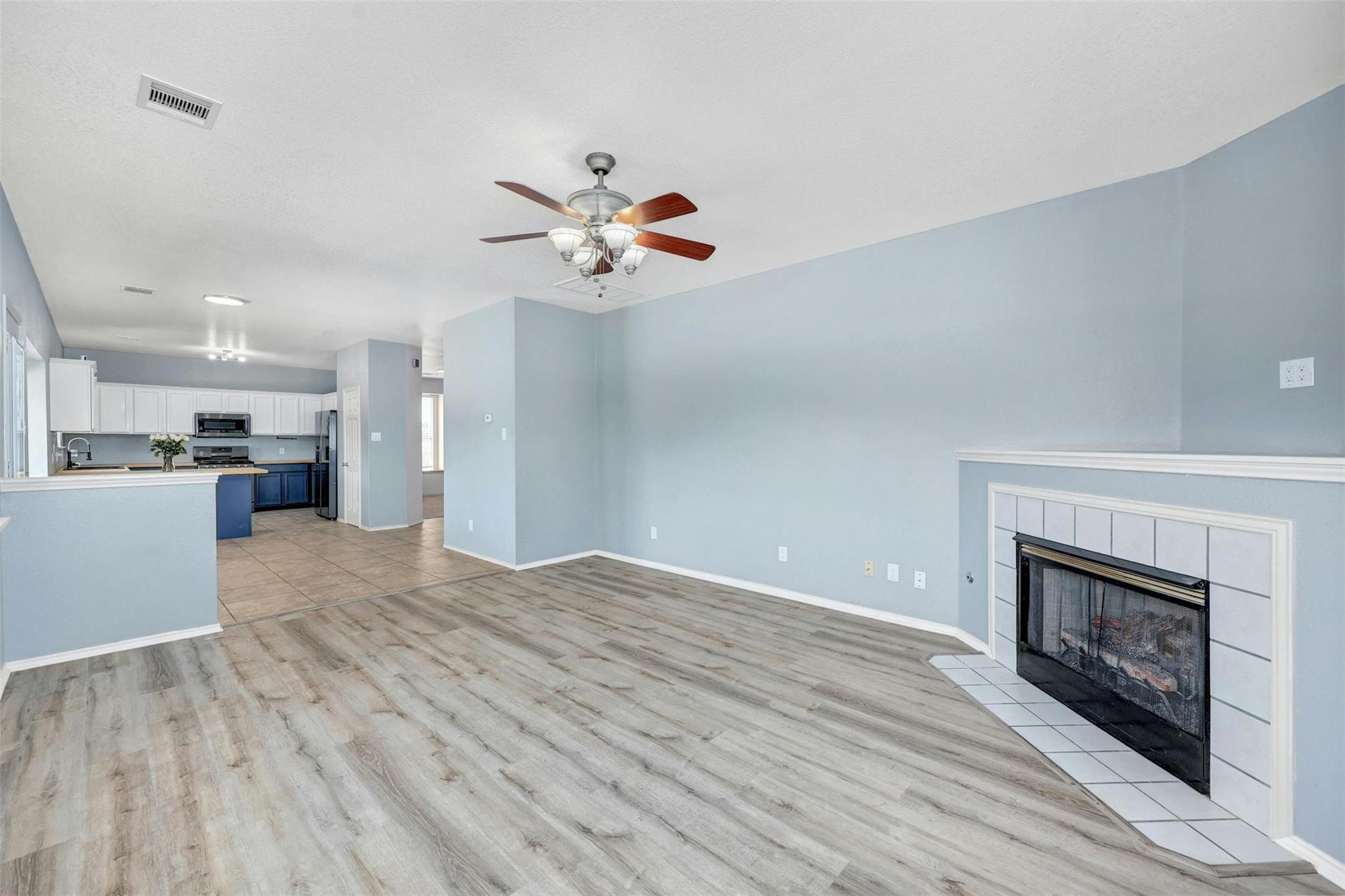 812 La Crema Court Leander TX 78641