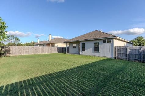 126 Brown Street Hutto TX 78634