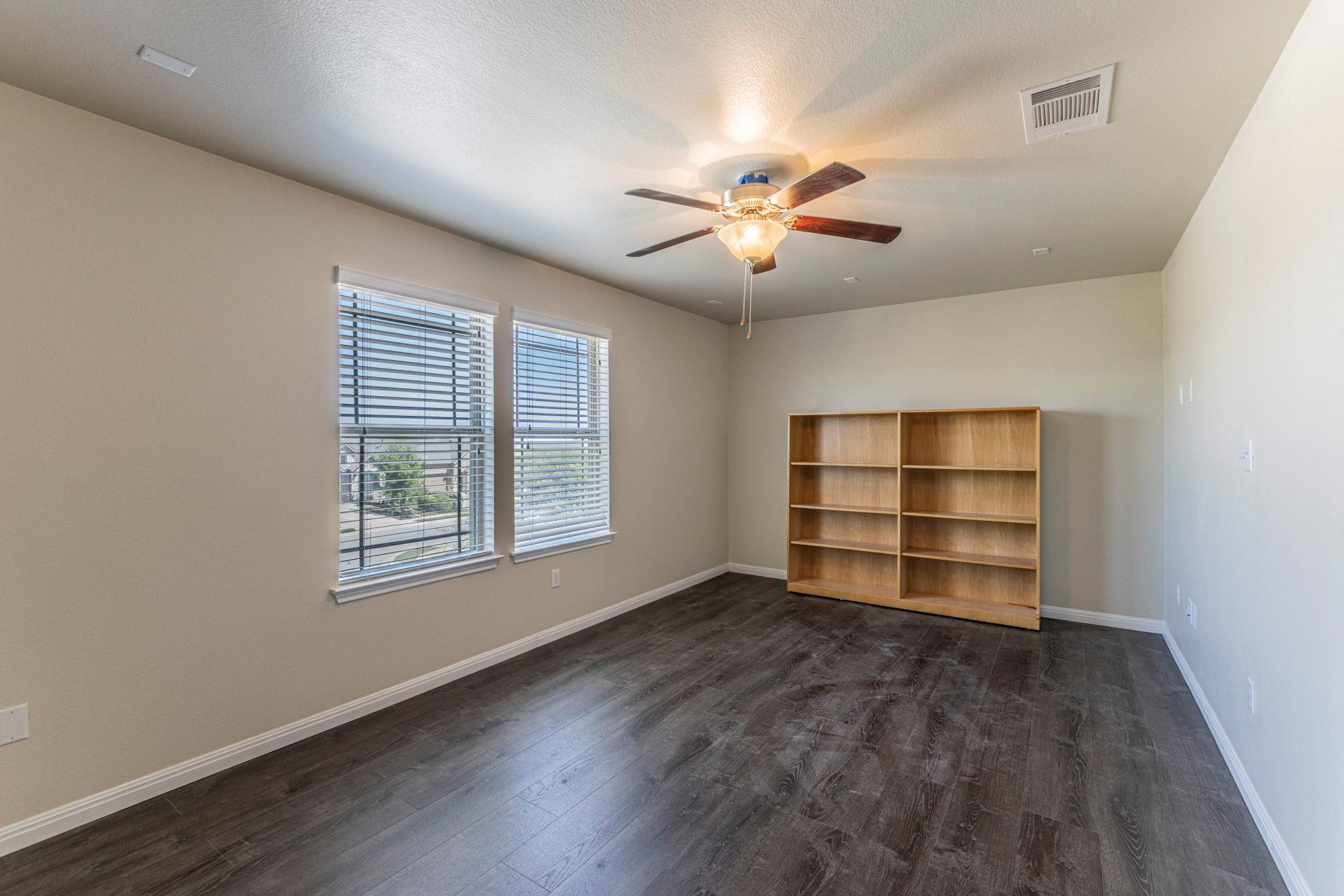 762 Nautical Loop Kyle TX 78640