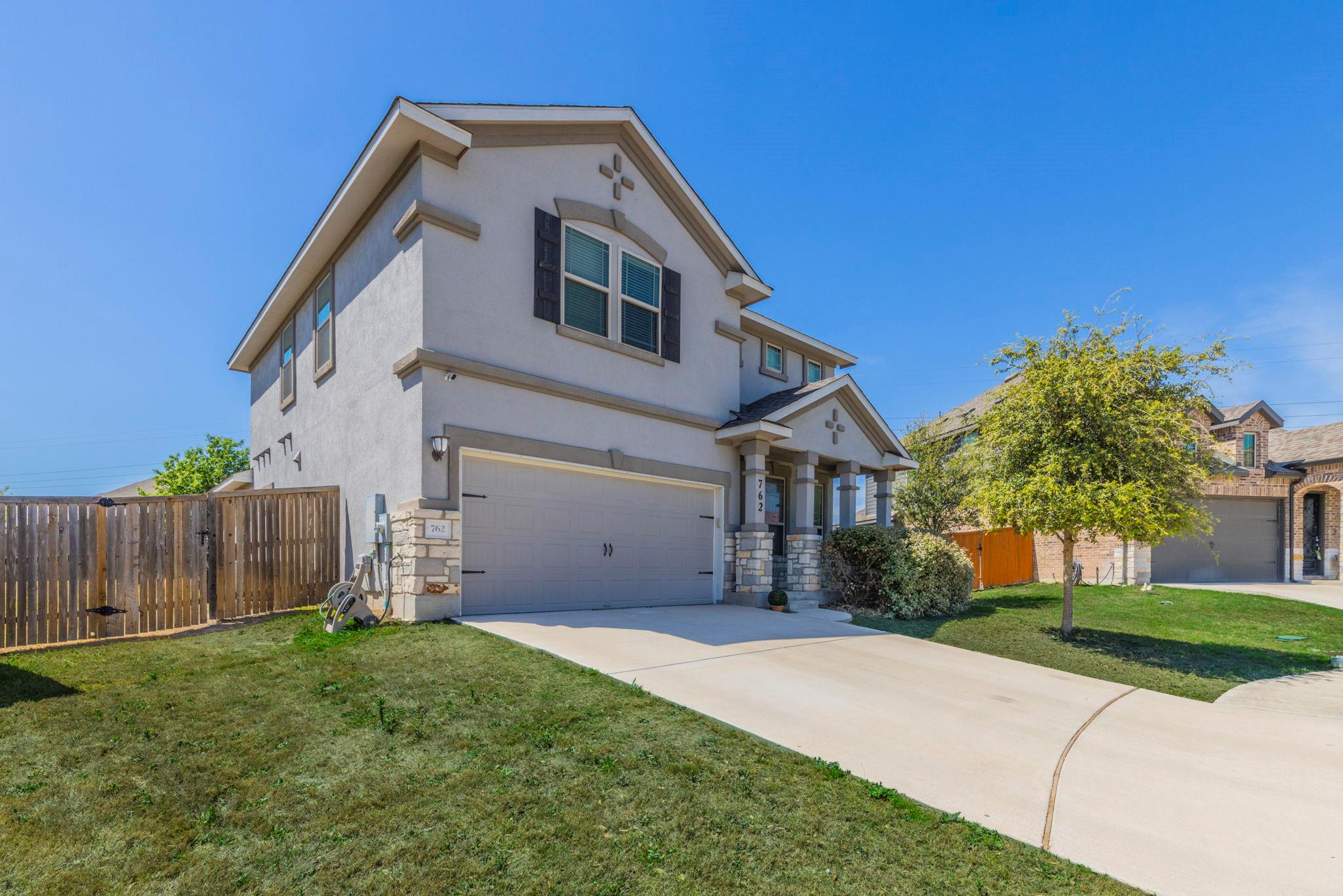 762 Nautical Loop Kyle TX 78640