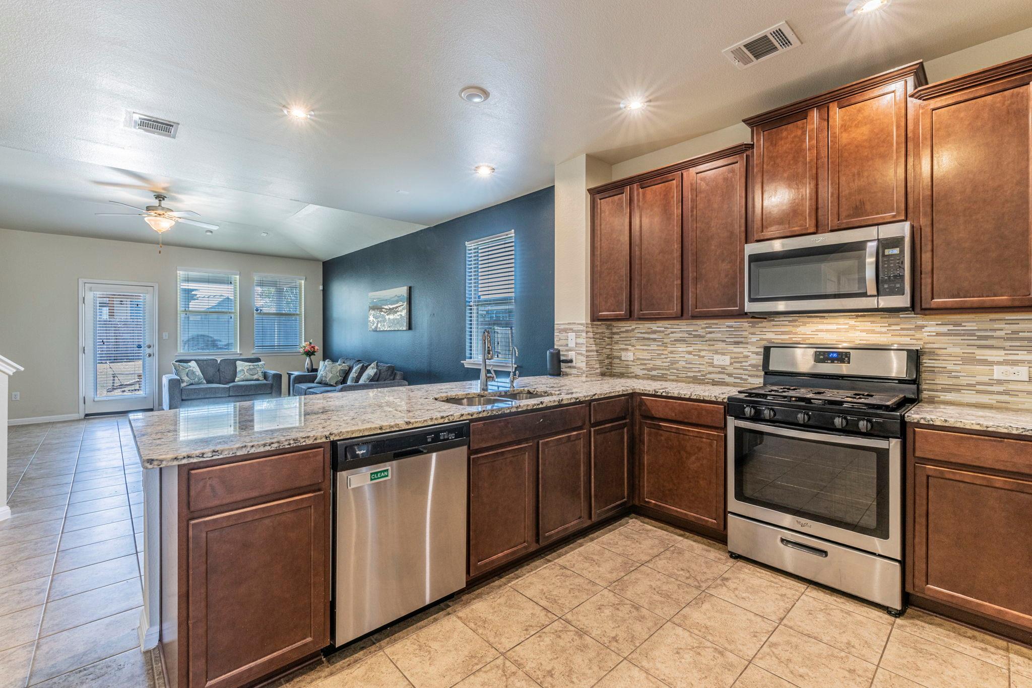 762 Nautical Loop Kyle TX 78640