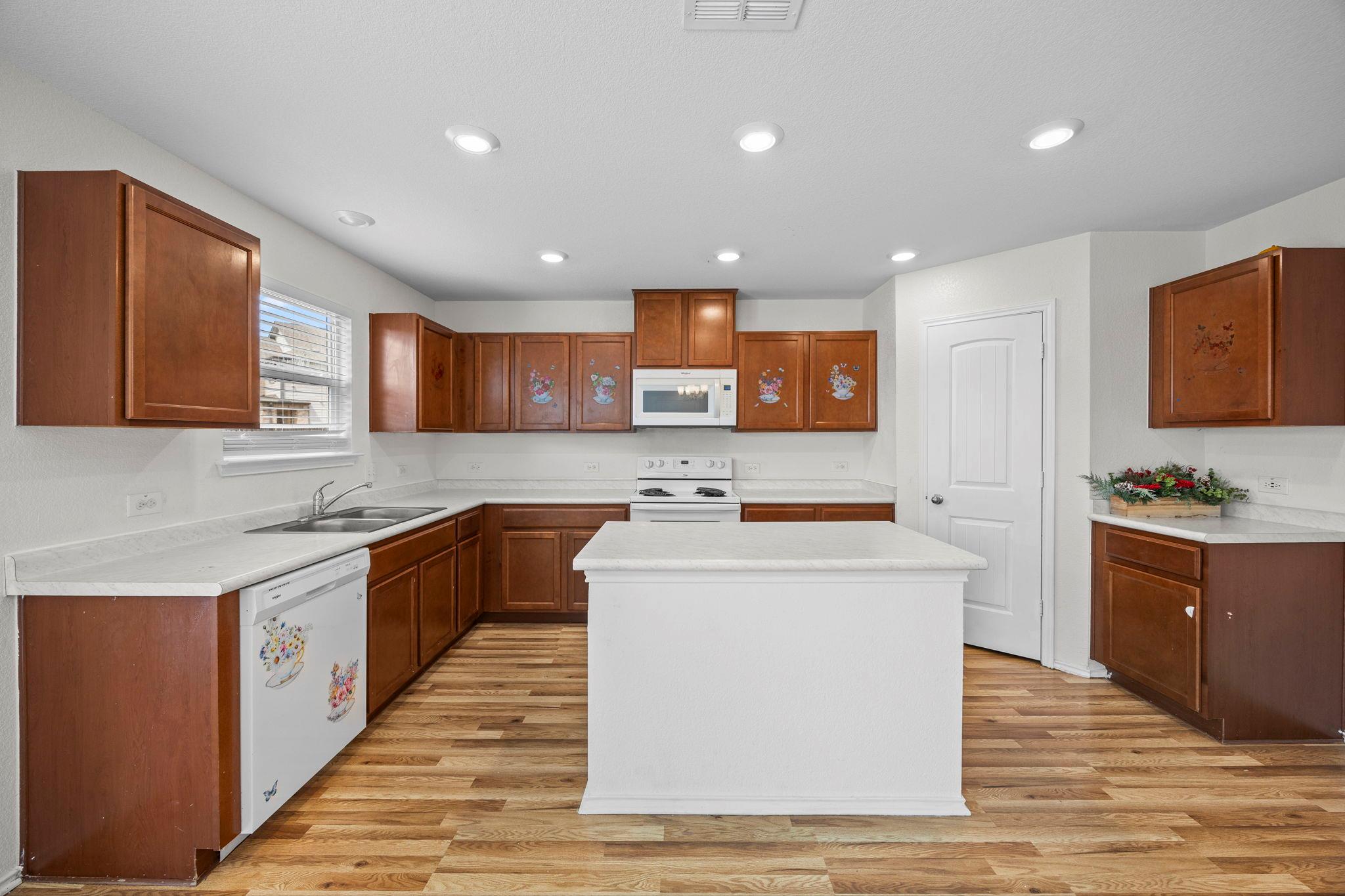 14212 James Buchanan Street Manor TX 78653