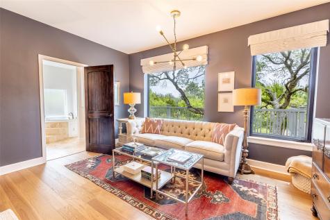 8800 Golden Rain Cove Austin TX 78735