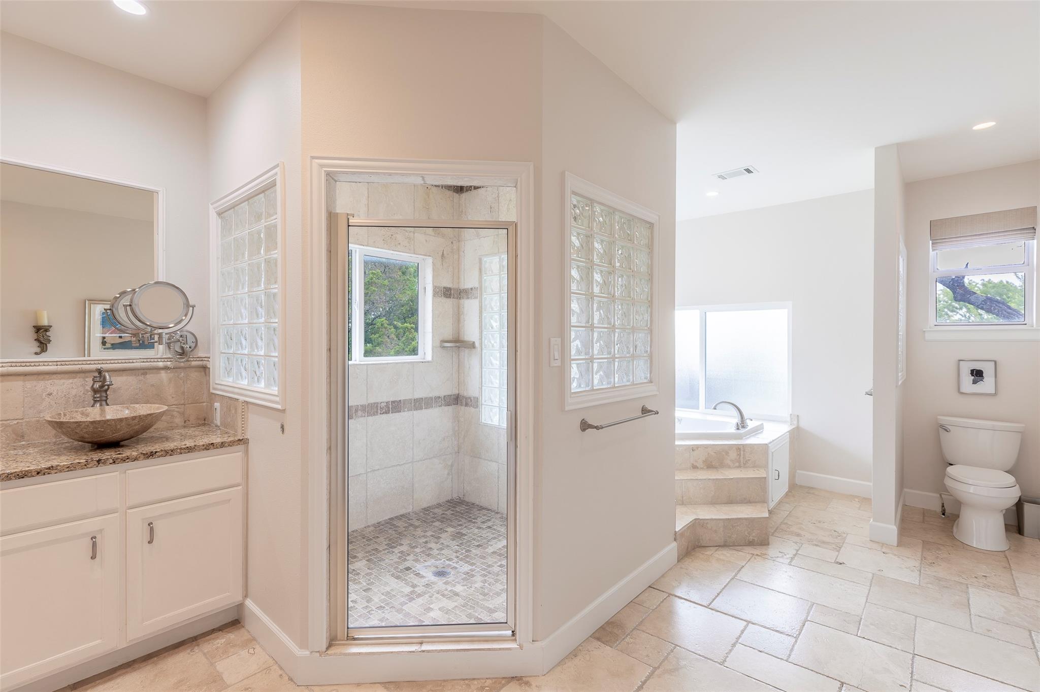 8800 Golden Rain Cove Austin TX 78735