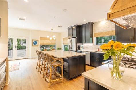 8800 Golden Rain Cove Austin TX 78735
