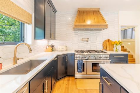 8800 Golden Rain Cove Austin TX 78735