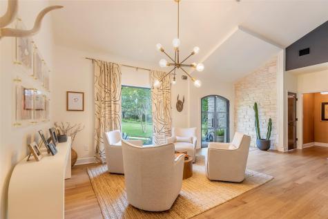 8800 Golden Rain Cove Austin TX 78735