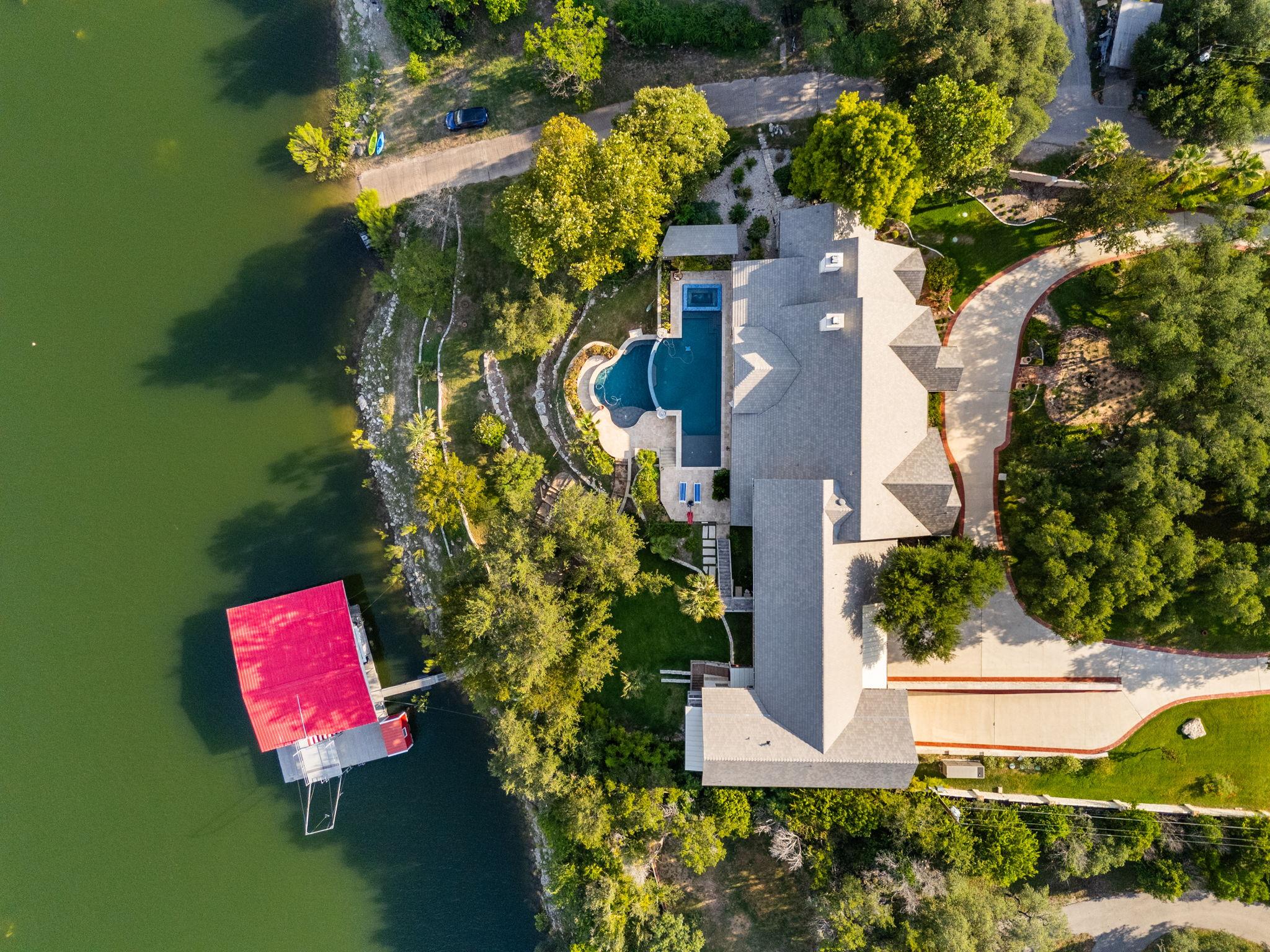 805 Brooks Hollow Road Lakeway TX 78734