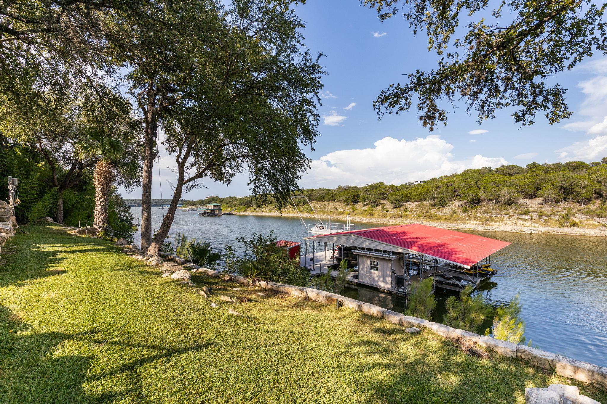 805 Brooks Hollow Road Lakeway TX 78734