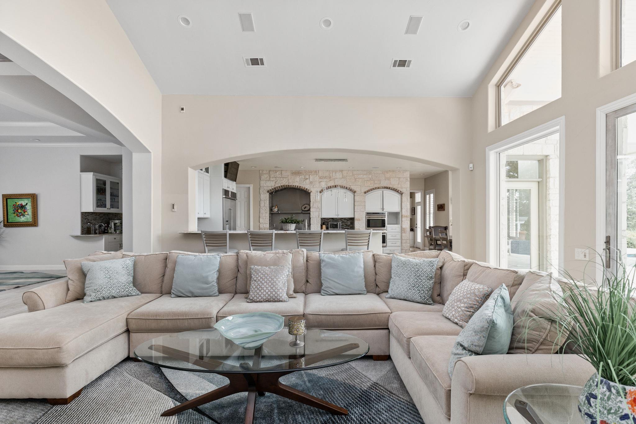 805 Brooks Hollow Road Lakeway TX 78734