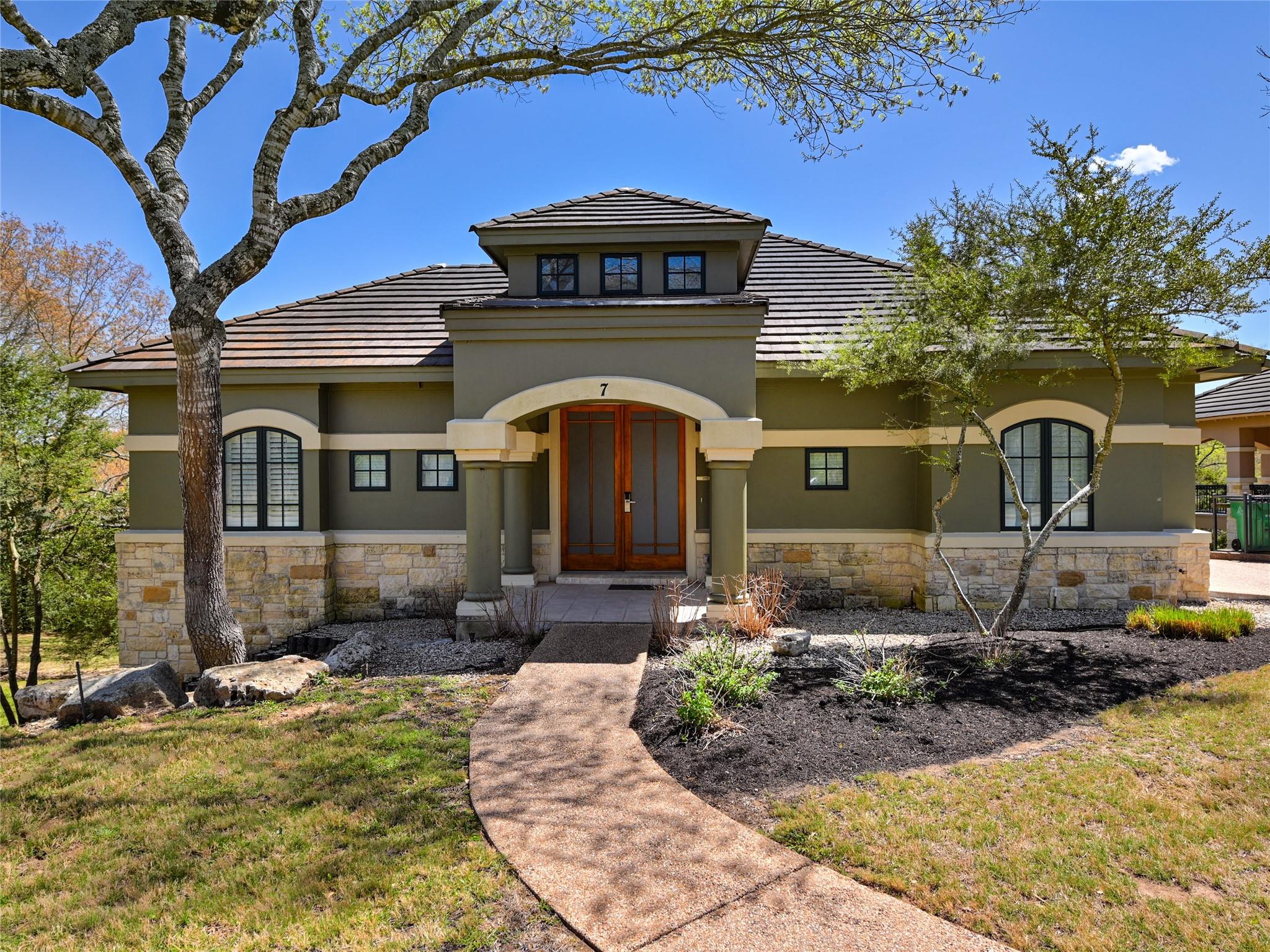 8212 Barton Club Drive Austin TX 78735