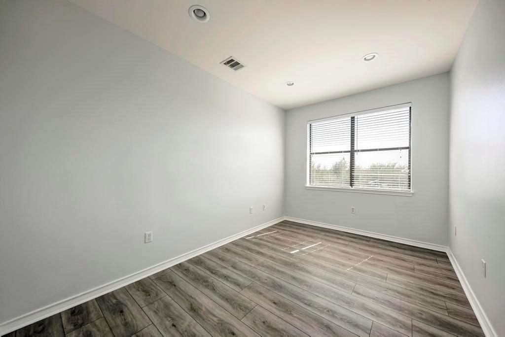16201 Dodd Street Volente TX 78641