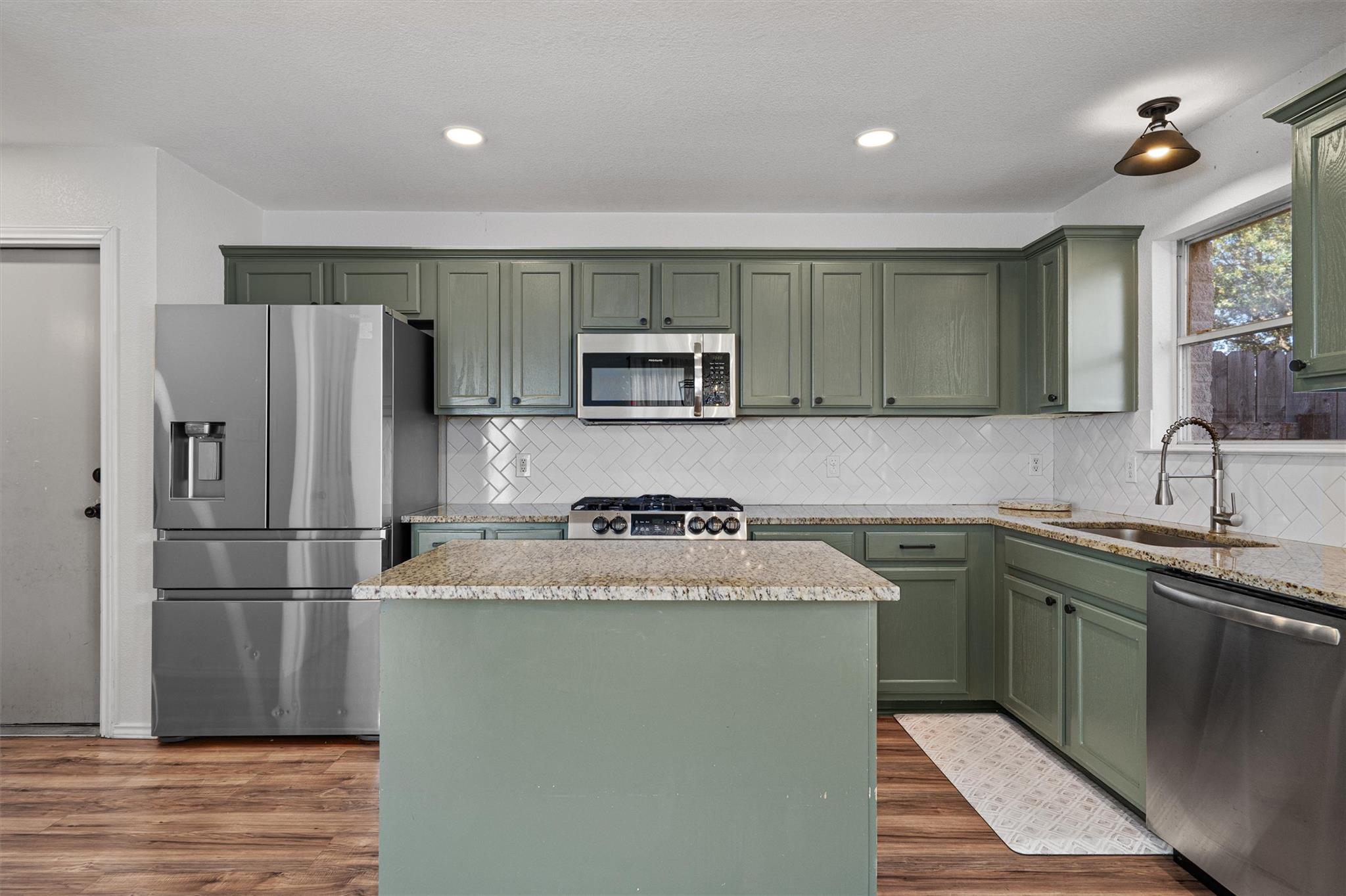 663 Reggie Jackson Trail Round Rock TX 78665