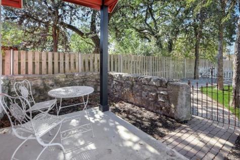 241 Haydon Street Dripping Springs TX 78620