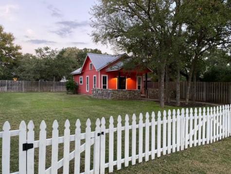 241 Haydon Street Dripping Springs TX 78620