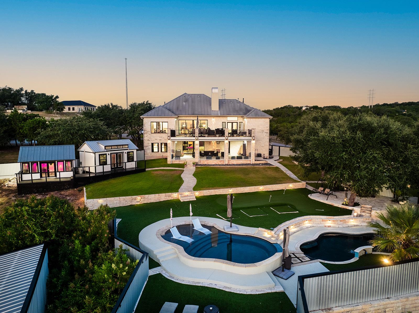20516 Queen Bee Lane Spicewood TX 78669