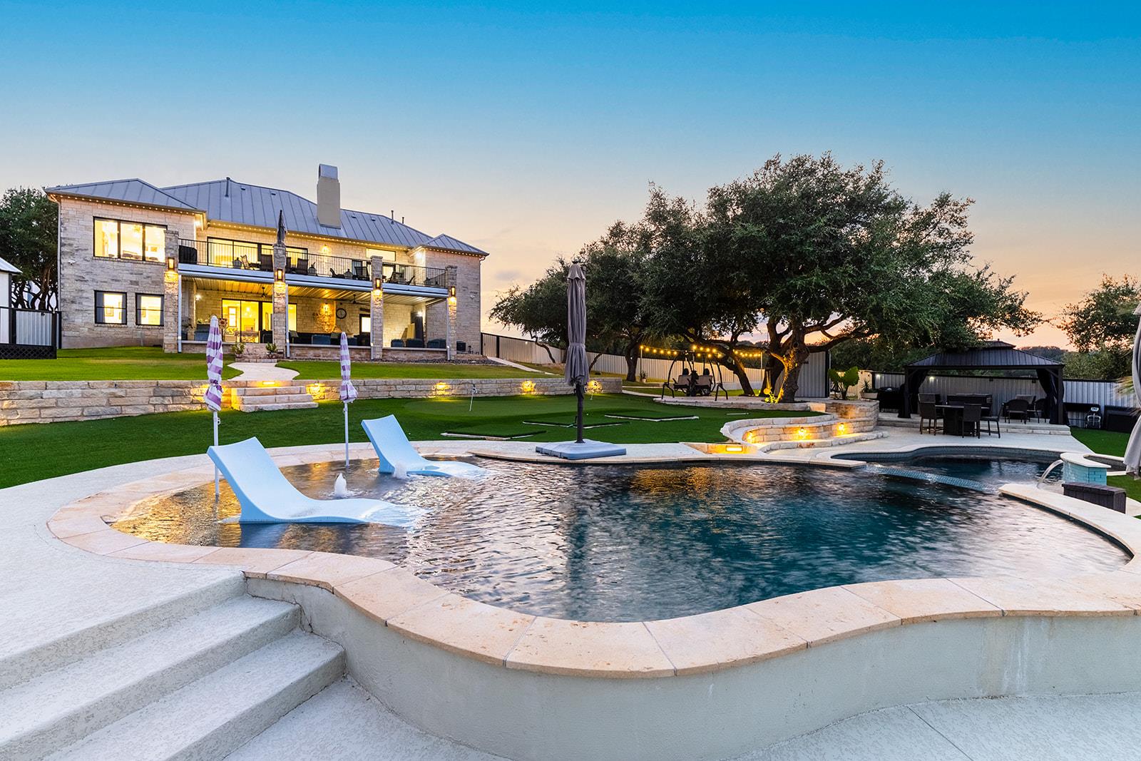 20516 Queen Bee Lane Spicewood TX 78669