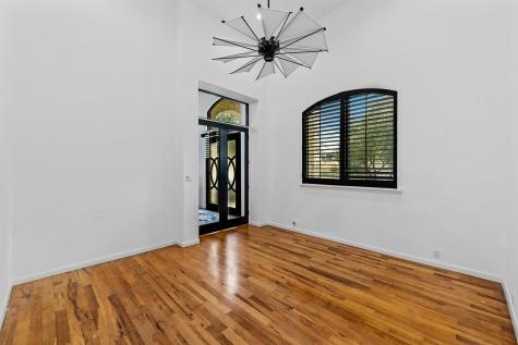 20516 Queen Bee Lane Spicewood TX 78669