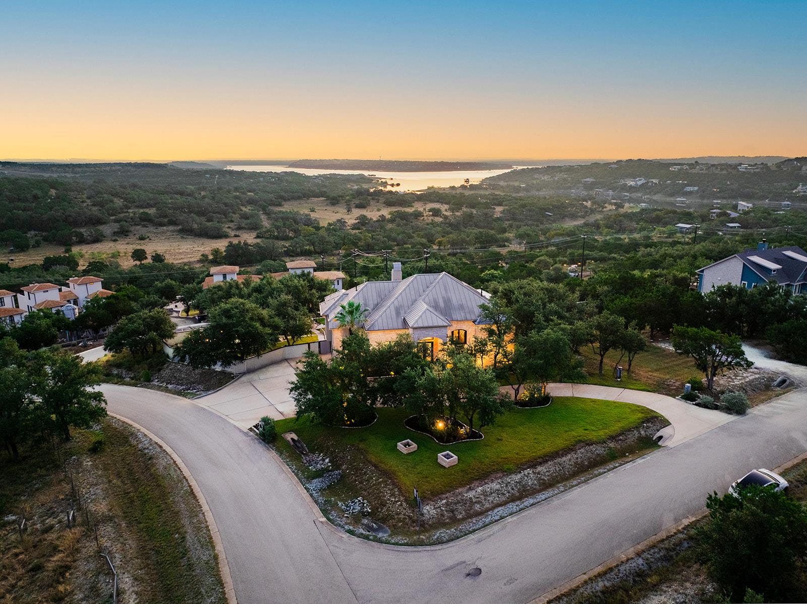 20516 Queen Bee Lane Spicewood TX 78669
