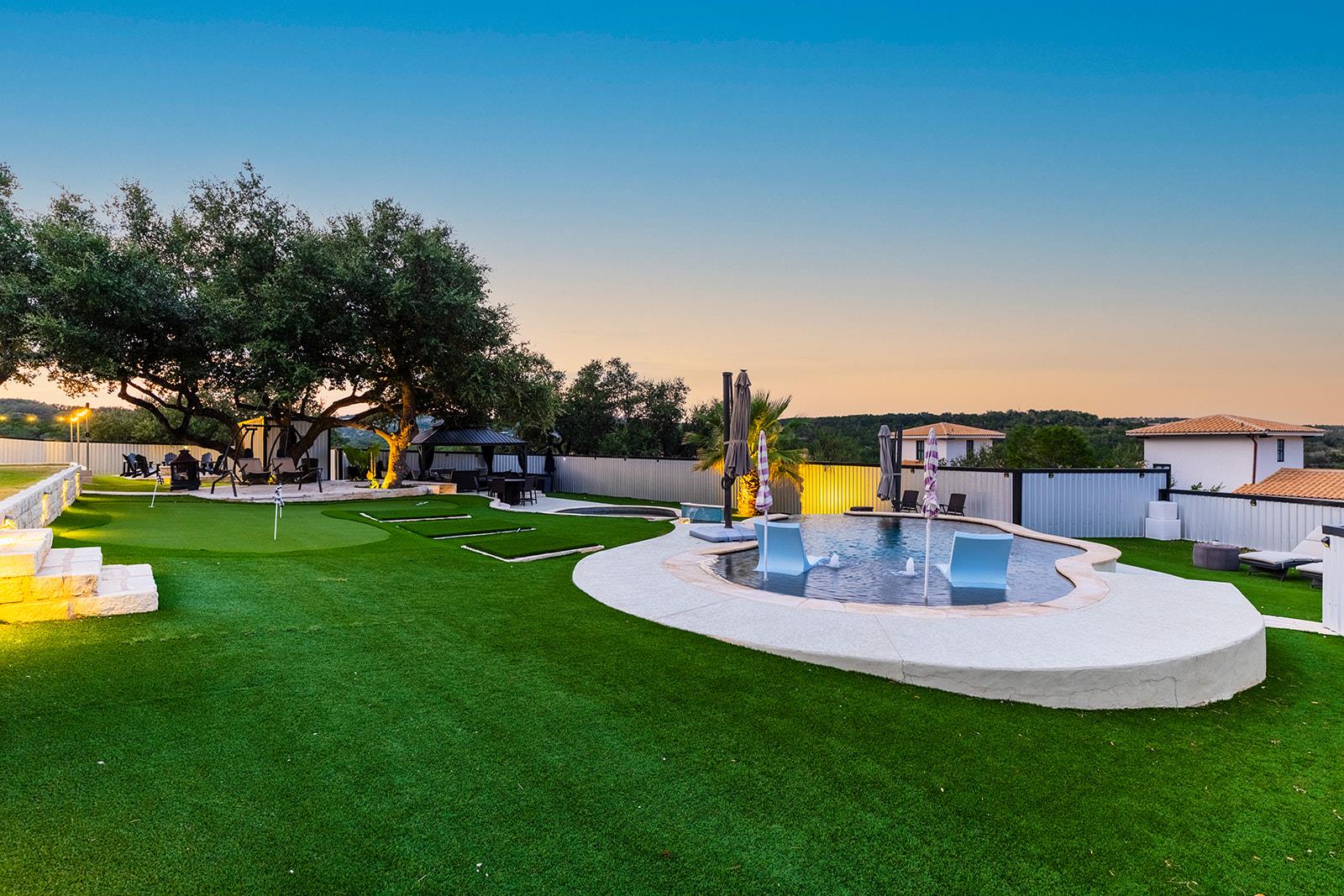 20516 Queen Bee Lane Spicewood TX 78669